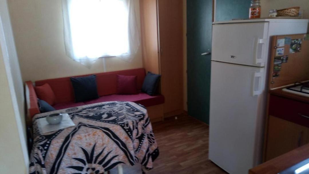 Mobilhome 4/5 P /Gorges Du Verdon / Tout Equipe / / Tout Confort / Refait A Neuf / Lac De Ste Croix A Proximite Сент-Круа-дю-Вердон Экстерьер фото